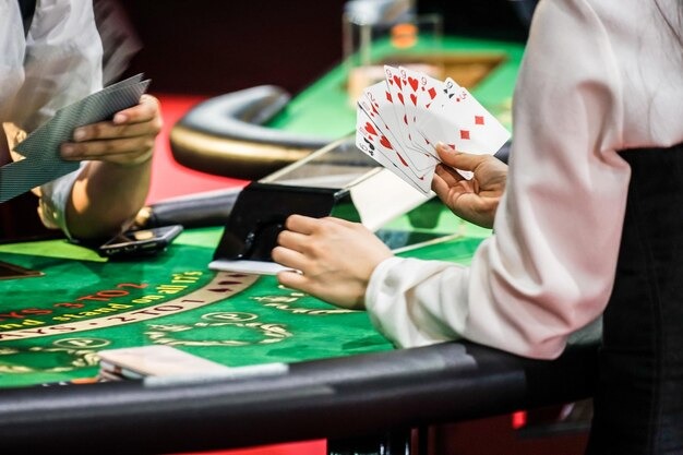semestabet mobile app showing Money Train slot game on smartphone